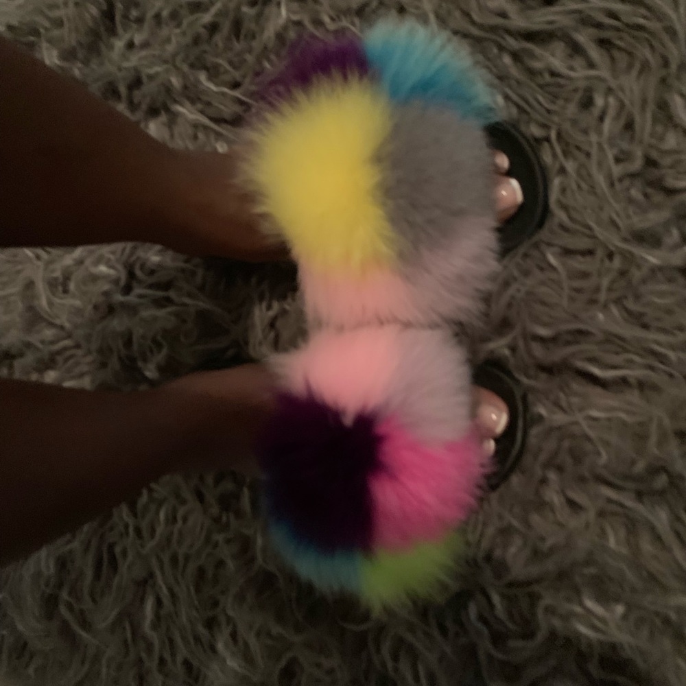 Raccoon fur slides